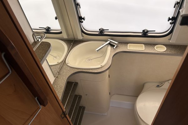 2006 Eriba Triton 430GT [10]