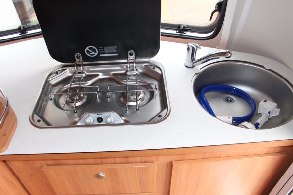 2017 Eriba Familia 320GT [8]