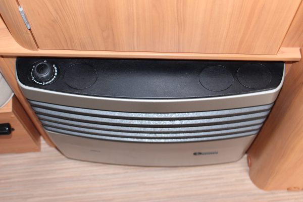 2017 Eriba Familia 320GT [11]