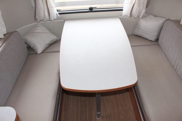 2017 Eriba Familia 320GT [12]