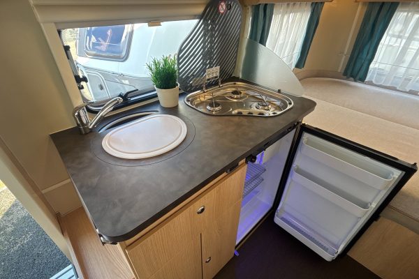 2022 Eriba Troll 530 60th Edition [25]