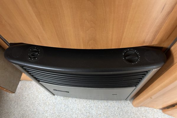 2006 Eriba Triton 430GT [13]