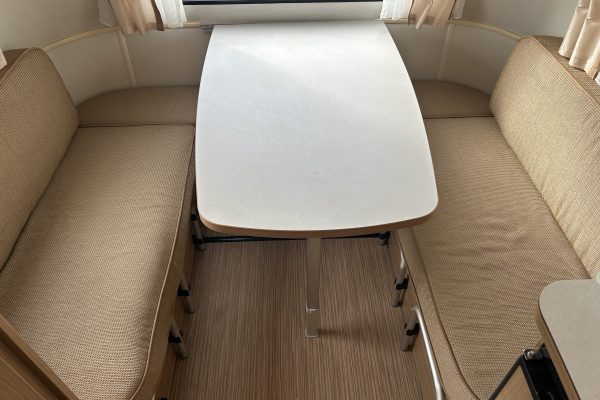 2013 Eriba Familia 310 [13]