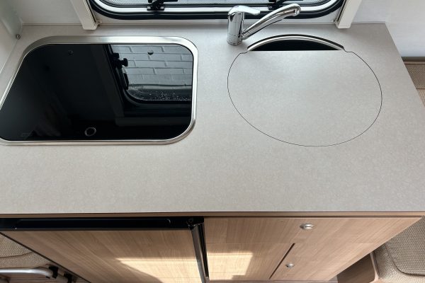 2013 Eriba Familia 310 [8]