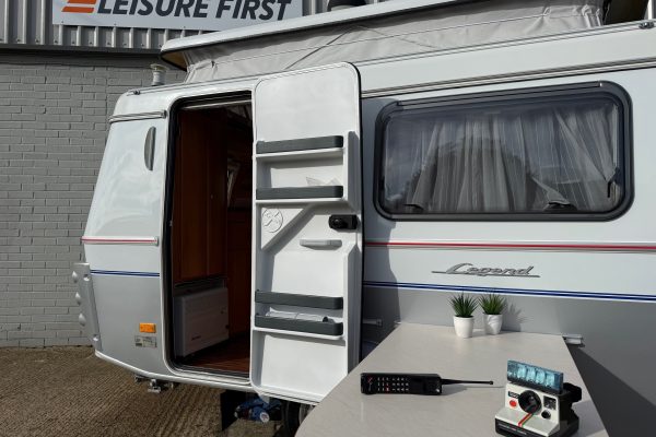 2010 Eriba Puck L 230 [13]