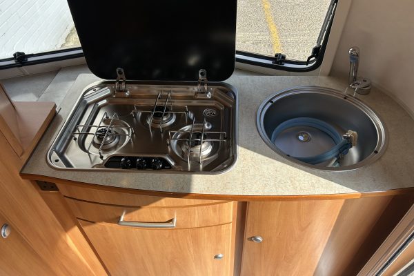 2007 Eriba Familia 320 [6]