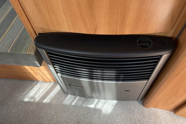 2007 Eriba Familia 320 [7]