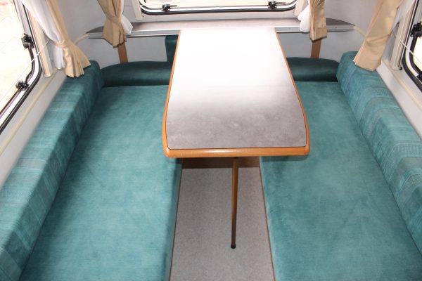 2000 Eriba Puck 120 [9]