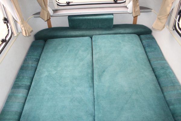 2000 Eriba Puck 120 [10]