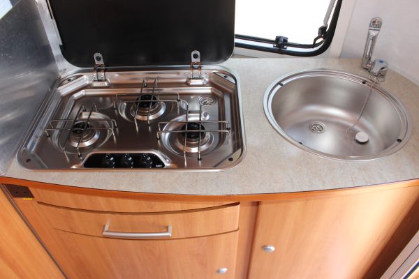 2007 Eriba Familia 320 [6]