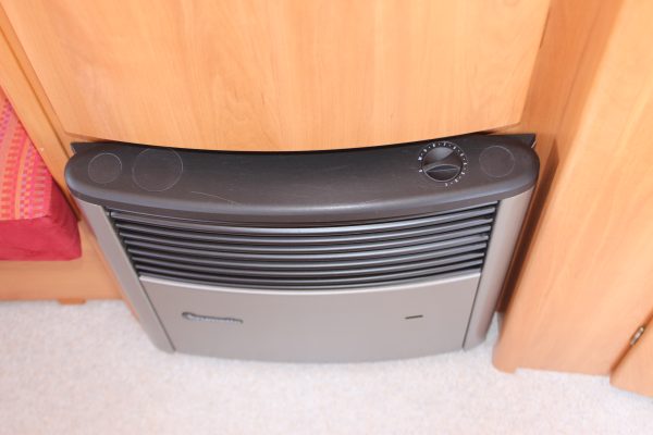 2007 Eriba Familia 320 [8]