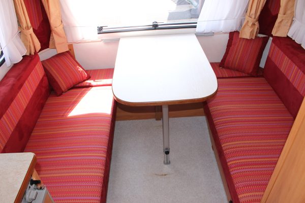 2007 Eriba Familia 320 [10]