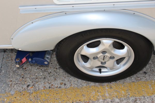 2007 Eriba Familia 320 [12]