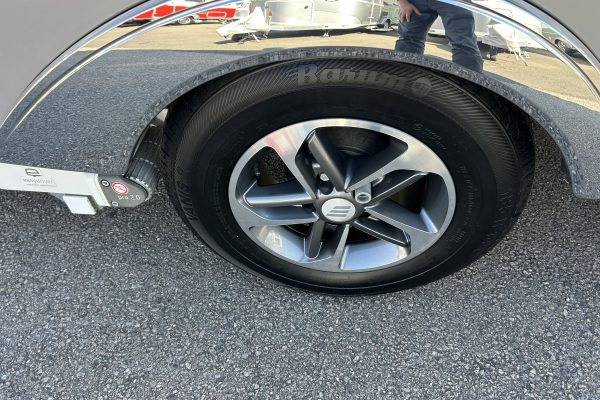 SOLD PRIOR TO LISTING! – 2023 ERIBA TROLL 540 LEGEND [15]