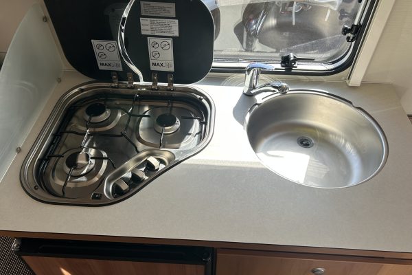 2015 Eriba Triton 410 [9]