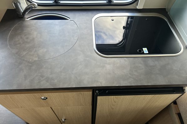 2019 Eriba Troll 530 60th Edition [11]