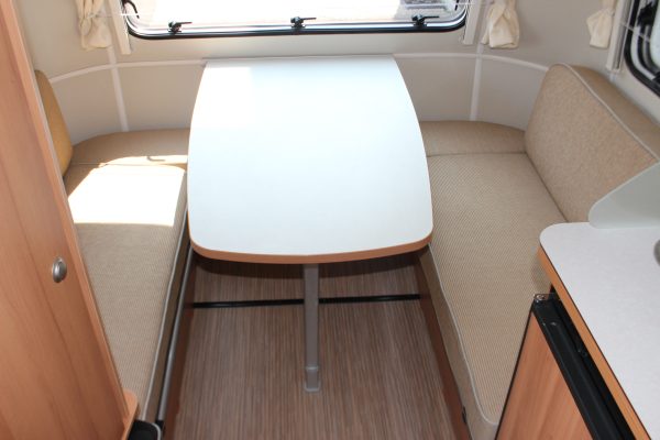 2014 Eriba Familia 310 [15]