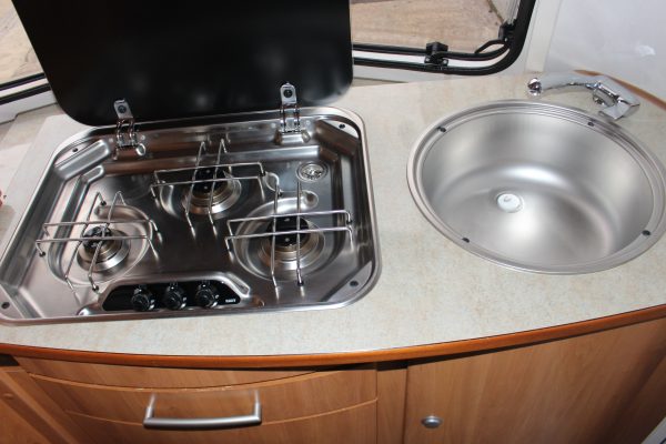 2006 Eriba Familia 320 [8]