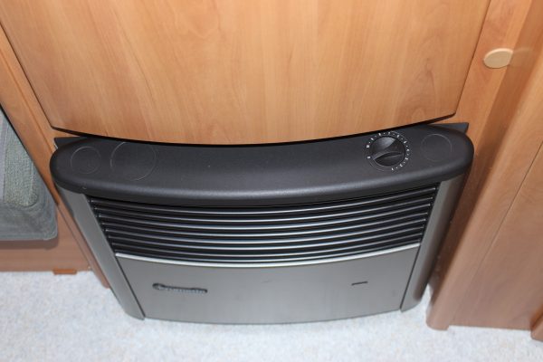 2006 Eriba Familia 320 [10]