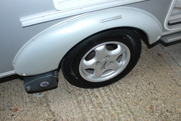 2006 Eriba Familia 320 [14]