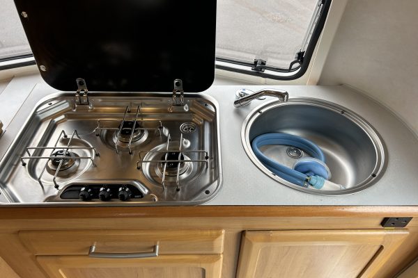 2005 Eriba Familia 320 [7]