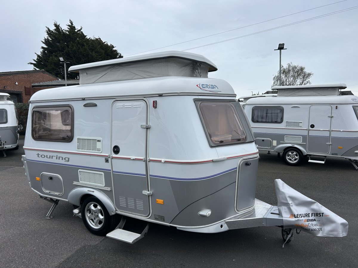 2005 Eriba Familia 320