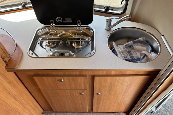 2018 Eriba Familia 320GT [7]