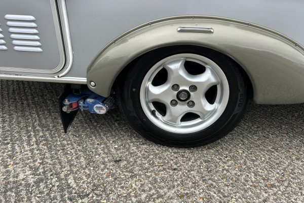 2004 Eriba Puck L 225 [11]