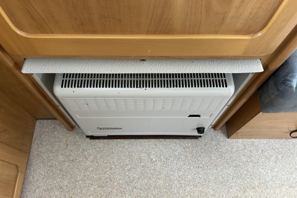 2004 Eriba Puck L 225 [8]