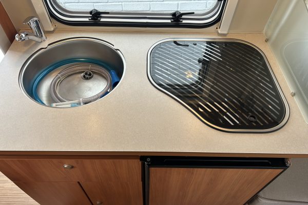 2017 Eriba Triton 430 [8]