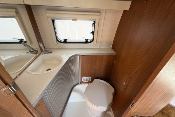 2010 Eriba Triton 420 [8]