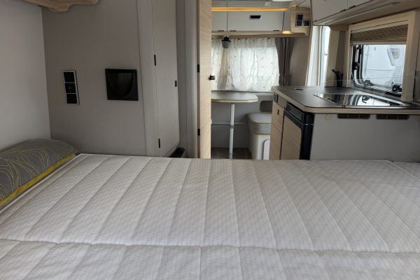 2024 Eriba Triton 430 Urban [16]