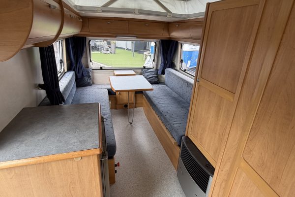 2002 Eriba Triton 420 [8]