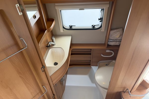2015 Eriba Triton 420 [8]