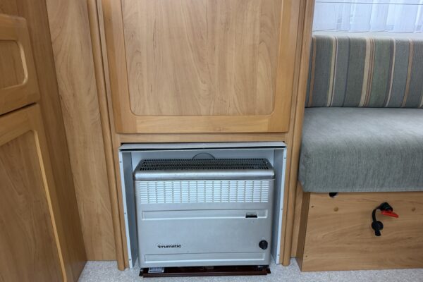 2004 Eriba Puck L 225 [10]