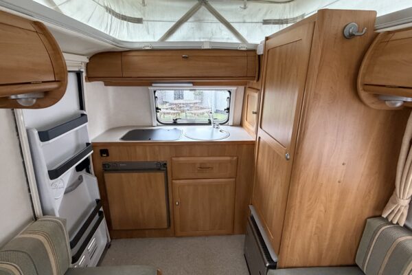 2004 Eriba Puck L 225 [7]
