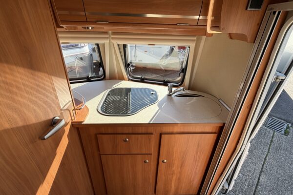 2018 Eriba Triton 420 GT [8]